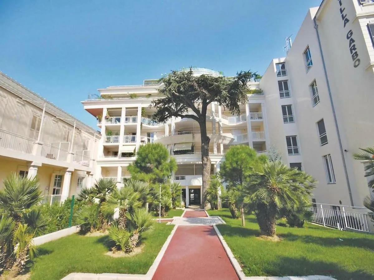 Cannes, Bd D\'Alsace contacts